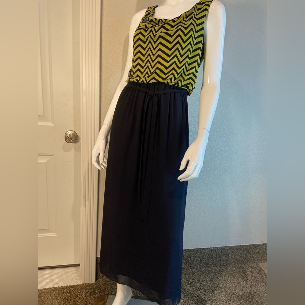 EnFocus Studio~Chartreuse/Navy Chevron Print~Semi-Sheer Maxi Dress w/Tie~Size 6